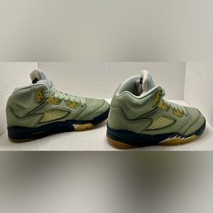 Air Jordan 5 Retro (GS) Size 4y Jade Horizon/Desert Sand 440888-300
